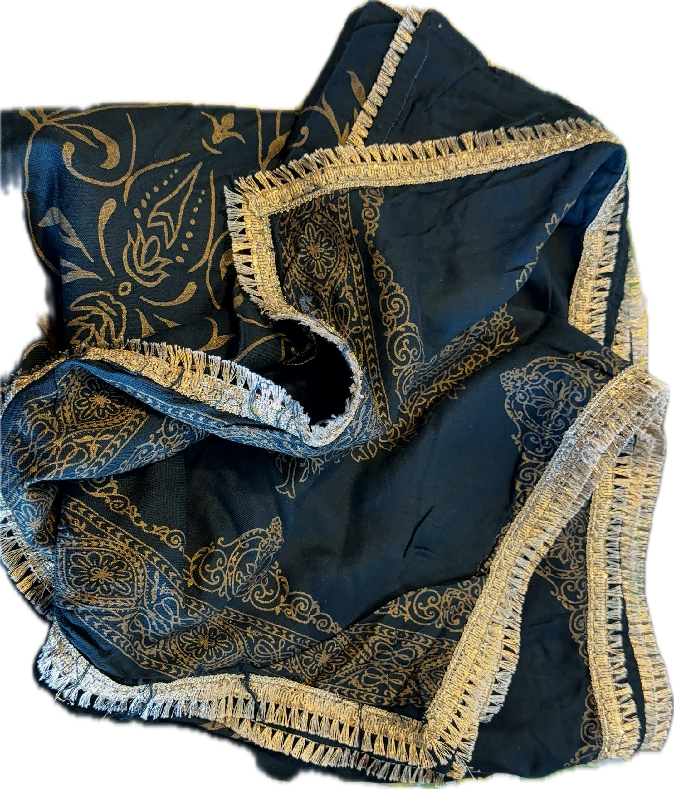 Linen shawl with four sided lace